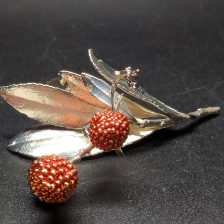 Ramoscello rivestito in argento 925 con bacche rosse