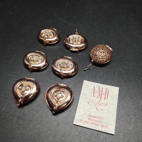7x  piccole scatoline contenitori bagnati oro rosso 18 kt marca AMD