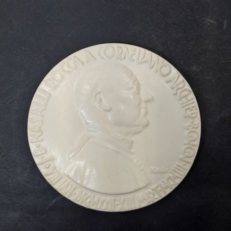 Placca in bronzo e due in ceramica cardinale Nasalli Rocca anni 70
