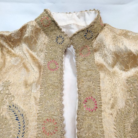 Giacca ricamata in broccato tipo cappottino ottomano