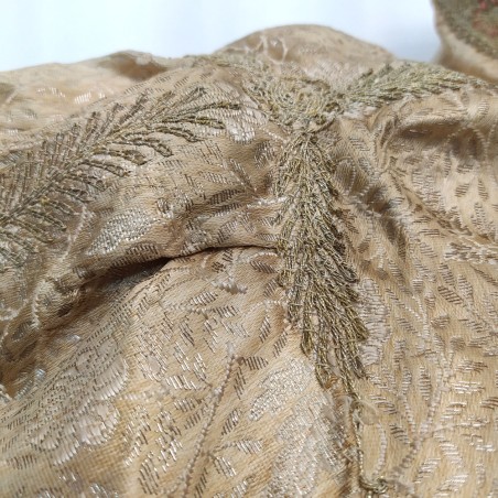 Giacca ricamata in broccato tipo cappottino ottomano