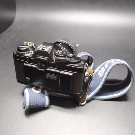 Macchina fotografica Olympus OM10 con ottica Zuiko Zoom 1:4 f＝35-70 mm