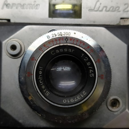 Macchina fotografica Ferrania Lince 2 con custodia in pelle