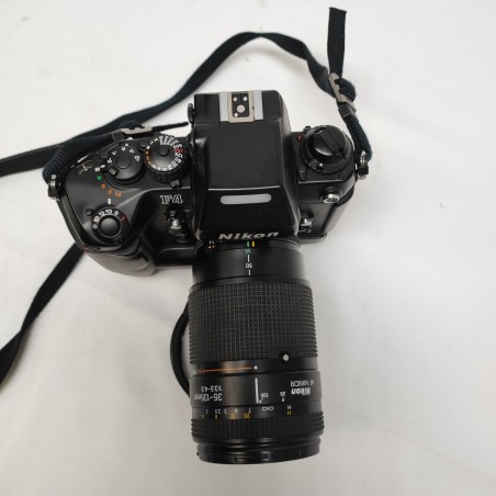 Macchina fotografica Nikon F4-S con ottica 35-135 + Sigma 18-35 flash e borsa