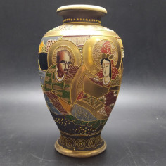 Vaso in ceramica provenienza Giappone Satsuma h. 22 cm integro