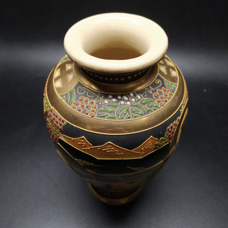 Vaso in ceramica provenienza Giappone Satsuma h. 22 cm integro