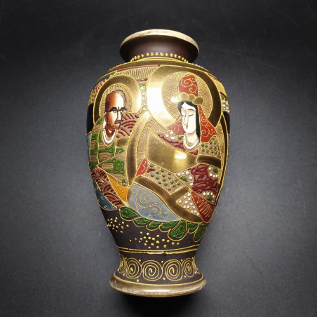 Vaso in ceramica provenienza Giappone Satsuma h. 22 cm integro