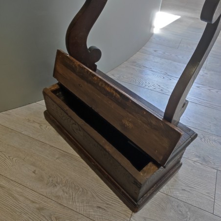 Inginocchiatoio in legno metà 800 buona conservazione