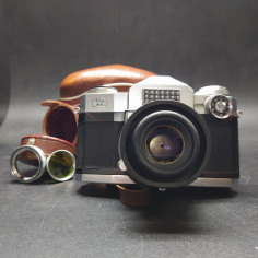 Macchina fotografica Contaflex Zeiss Tessar 2,8/50, 2733524 e 2 filtri, foderi
