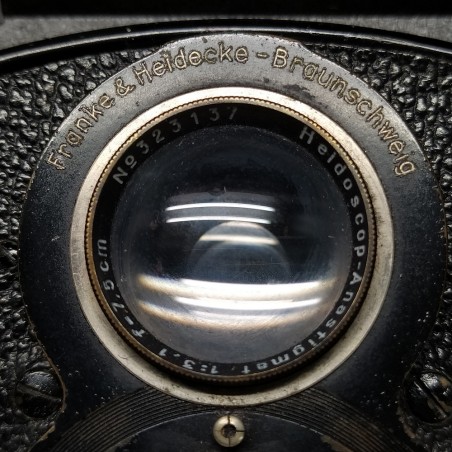 Macchina fotografica Rolleiflex con obiettivo Tessar F＝7,5cm, 1: 3,5 e heidoscop
