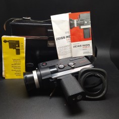 Cinepresa Zeiss Ikon Moviflex M811 electronic  1:1,8/7-80, libretto. Come nuovo