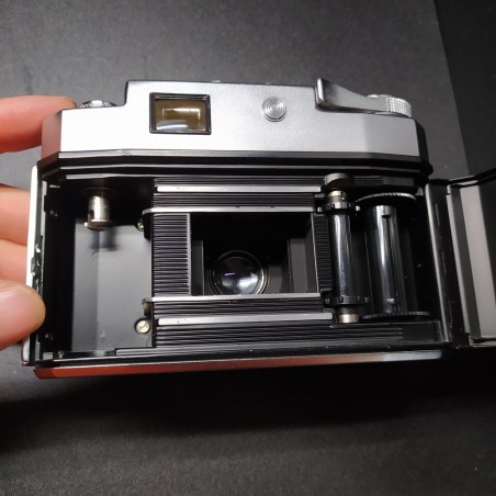 Macchina fotografica Contina Zeiss Ikon obiettivo Pantar f＝45mm, 1:2,8. Buono