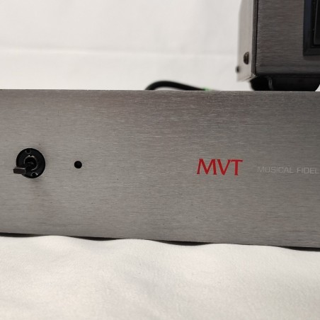 Pre amplificatore Musical Fidelity mod. MVT con alimentatore esterno usato