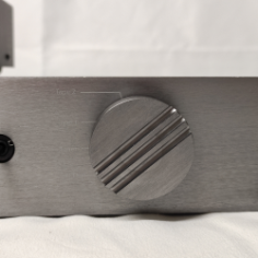 Pre amplificatore Musical Fidelity mod. MVT con alimentatore esterno usato 2