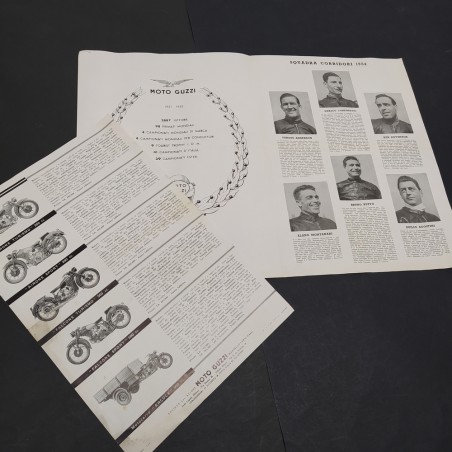 Catalogo Moto Guzzi e squadra corridori 1954 Moto Guzzi con aloni, pieghe