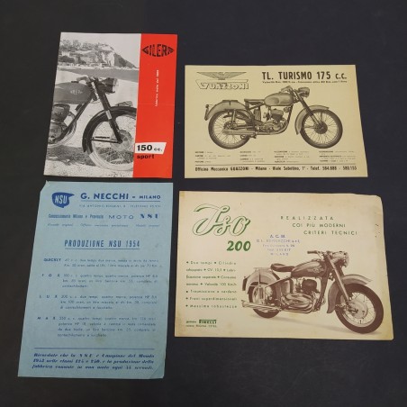 Lotto di 17 cataloghi motociclette di varie marche anni '50. Ingiallimenti