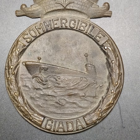 Placca del sommergibile Giada in bronzo con diametro 120mm. Buone condizioni