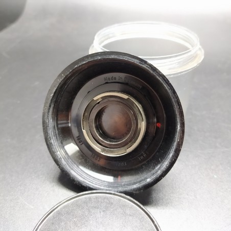 Obiettivo fotografico Zeiss Pro-Tessar 1:3,2 f＝35mm con retro macchina Contaflex