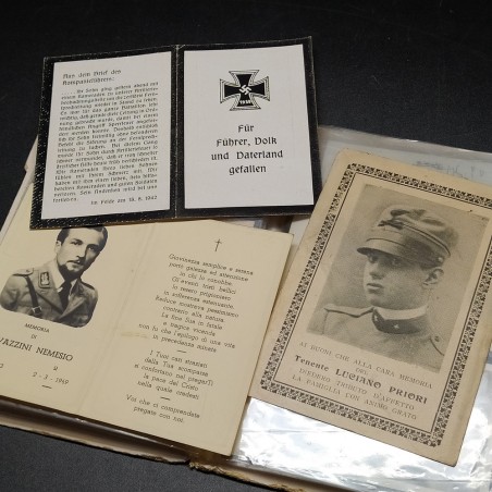 Lotto di 28 ricordini funebri per militari defunti negli anni '30/'40. Aloni