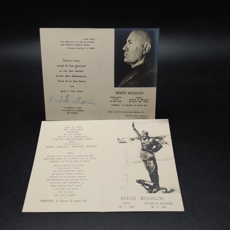 Lotto di 2 santini funebri di Benito Mussolini con autografo di Donna Rachele