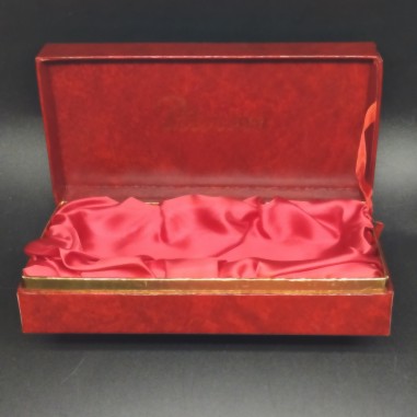 Cofanetto per pipa Peterson bordeaux 205x15x55 mm. Piccola scollatura sul retro