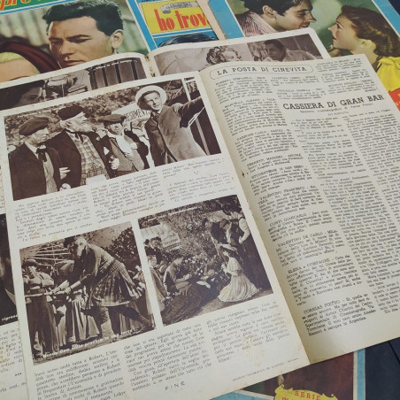Lotto di 11 riviste cinematografiche Albo di cinevita 1948, vari numeri. Strappi