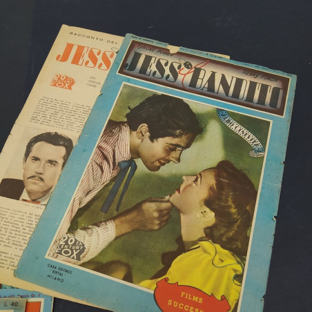 Lotto di 11 riviste cinematografiche Albo di cinevita 1948, vari numeri. Strappi