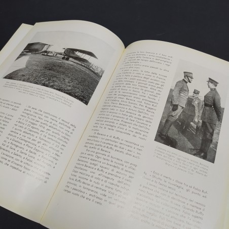 Libro Francesco Baracca Cavaliere del Cielo, 1968. Pieghe e spellature