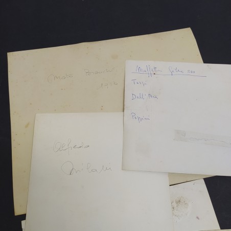 Lotto di 7 foto moto Gilera, Rumi, Bianchi, varie annate. Pieghe, macchie