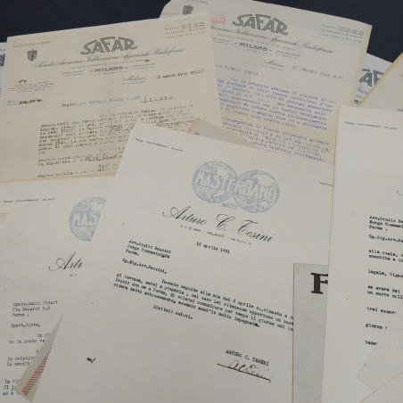 Blocco di lettere e circolari radio Masterband anni 1929/30/31. Buone condizioni