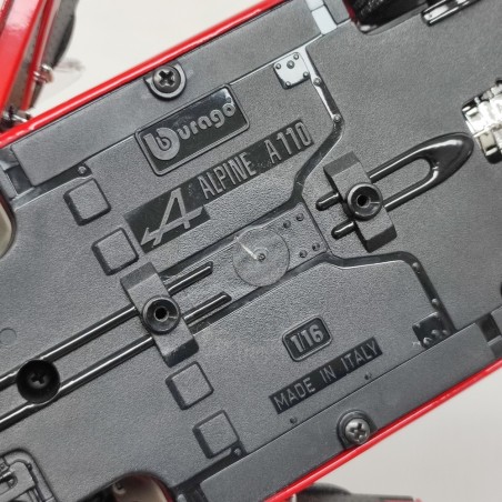 Modellino Burago Renault Alpine A110 rossa sc. 1/16 obsoleto