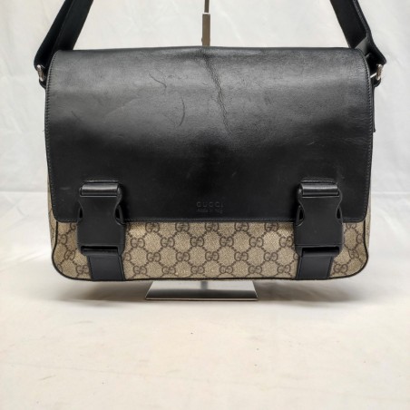 Borsa cartella uomo Gucci Messenger bag GG usata