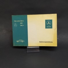 Libretto Betriebsanleitung Mercedes Benz 200/230.4 in tedesco, 1975. Sbucciature