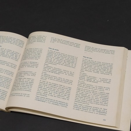 Libretto auto Mercedes Benz 200 D-220 D multilingue, 1971. Ingrigimento