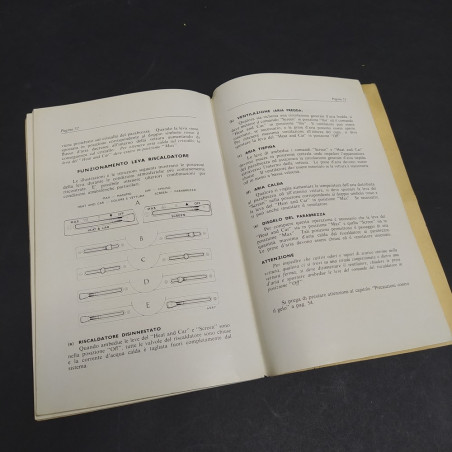 Libretto Uso e manutenzione Hillman Super Minx, Mark II, 1962. Ingiallimento