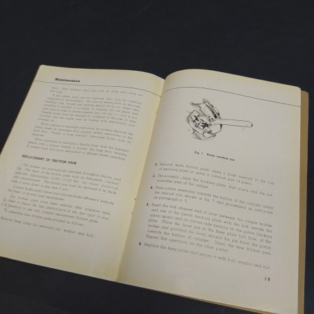 Libretto Disk Type Breakes Lancia Flaminia in inglese, 1959. Macchie d'officina