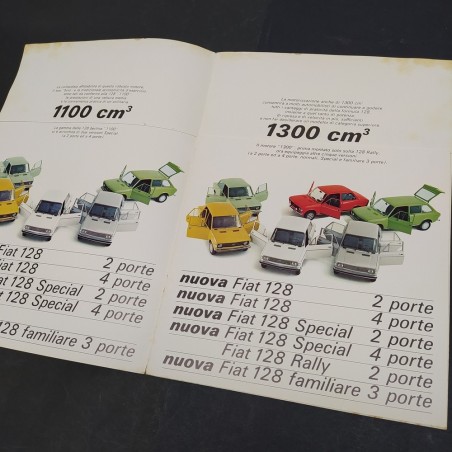 Lotto di 8 Cataloghi, brochure auto Fiat, Audi, Peugeot, Citroen