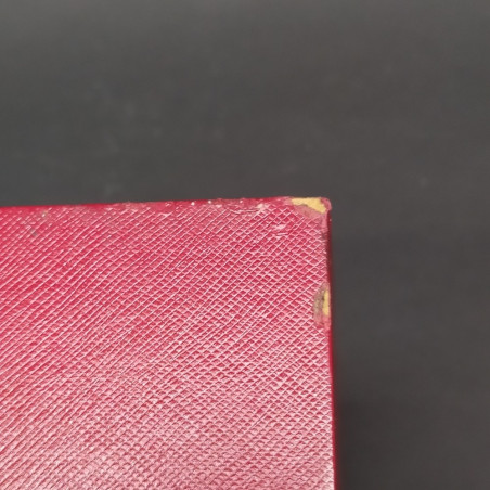 Cofanetto porta penne Cartier  33x18 cm con un vassoio. Linguetta strappata