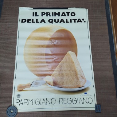 Manifesto pubblicitario Parmigiano Reggiano 138x98 cm. Macchie posteriori