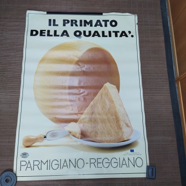 Manifesto pubblicitario Parmigiano Reggiano 138x98 cm. Strappi, macchie ai bordi