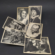 Album con 26 cartoline con immagini di scena e del film I promessi sposi, 1941