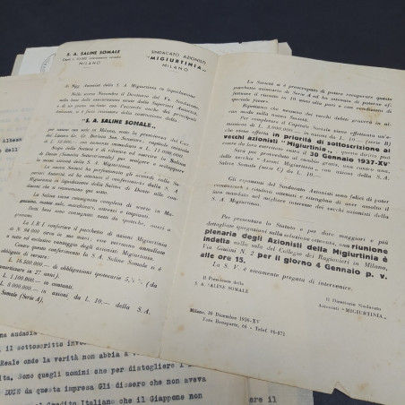 Vari documenti anni 1939-40 e contratto con affittuari del 1879. Ingiallimenti