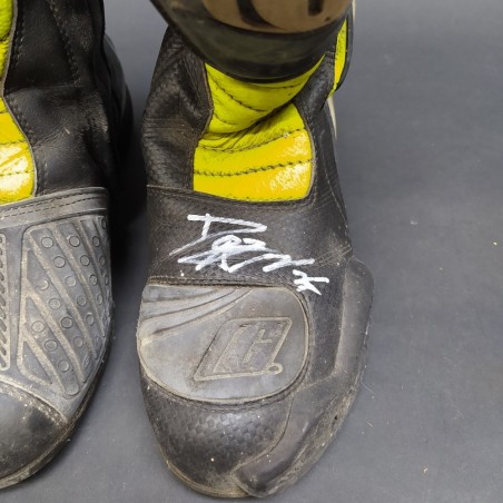Stivali moto con autografi originali Andrea Dovizioso