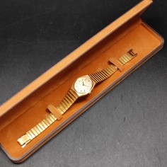 Orologio polso donna Bulova Longchamp acciaio oro pari nuovo