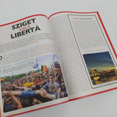 Rivista On stage n. 62 2013 con autografo di Vasco Rossi. Buone condizioni