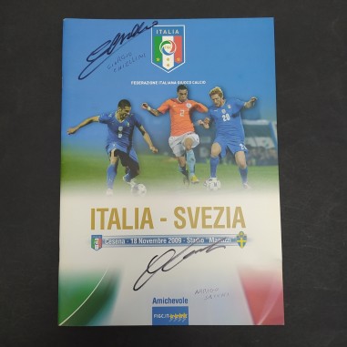 Pubblicazione in occasione della partita Italia-Svezia 2009 con autografi