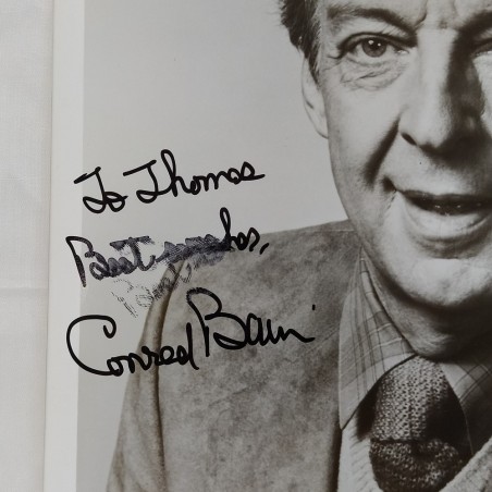Foto dell'attore Conrad Stafford Bain con autografo. Firma in parte offuscata