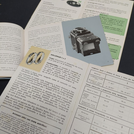 Lotto di 3 manuali per macchine fotografiche Rolleicord. Pieghe e sbucciature