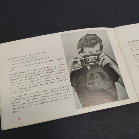 Manuale d'uso macchina fotografica View-Master Stereo Color Camera. Macchie