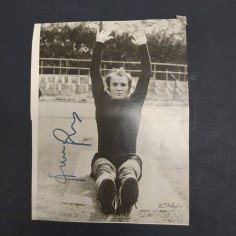 Ritaglio di giornale con foto e autografo del calciatore José Altafini. Buono